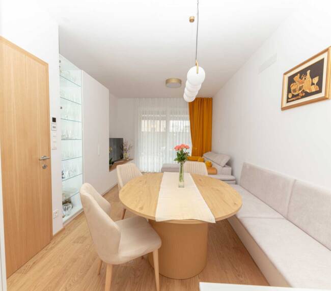 ureditev stanovanja radomlje 5